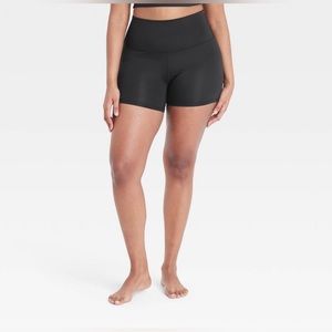 all in motion brushed sculpt bike shorts